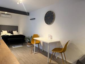 Ένα ή περισσότερα κρεβάτια σε δωμάτιο στο La Faraona