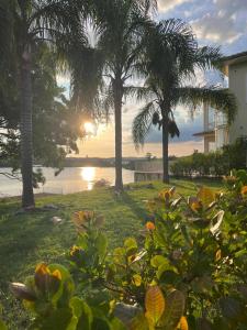 Afbeelding uit fotogalerij van Mansão com vista para lago in Ijaci