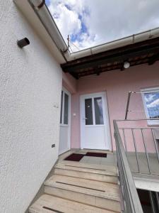 Balkón alebo terasa v ubytovaní Apartments Mirijana