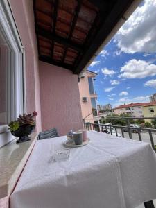 Balkón alebo terasa v ubytovaní Apartments Mirijana