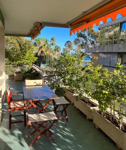Сад в Tre Ponti Beach Apartment - Terrazzo vista Mare
