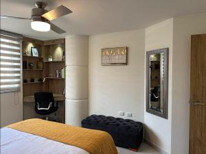 Modern & Spacious 3BRD Apt - Perfect Location! 객실 침대