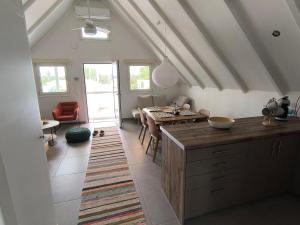 Gallery image of Seaside Glow in Schinias +28 photos