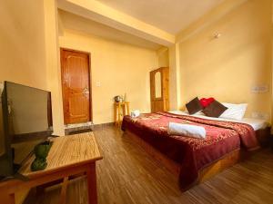 TV/trung tâm giải trí tại Asteria hotel