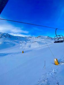 Gallery image of TIZIANA HOME II - Appartamento ad Ovindoli - Residence Al Park in Ovindoli