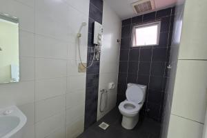 Koupelna v ubytování Fast Hotel Sri Gombak