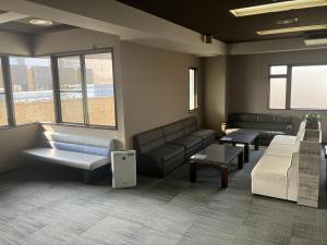 Posezení v ubytování Sky Heart Hotel Shimonoseki