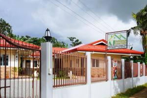 Imagine din galeria proprietății AJ Residences Apartelle Camotes RedPartner în Esperanza