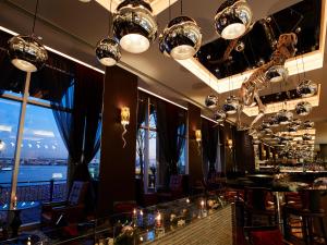 环球影城港湾酒店餐厅或其他用餐的地方