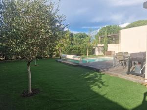 Zahrada ubytování Villa 5***** piscine proche de la plage Cala Rossa