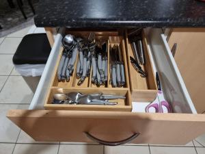 WorrageeStylish Home 3mins walk to Worrigee Medical Centre with Free Parking的相册照片