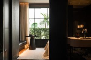 Postel nebo postele na pokoji v ubytování Chongqing Wuyu Shanxing Hotel