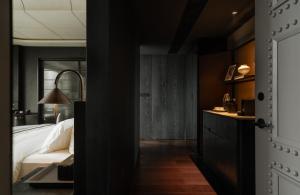 Postel nebo postele na pokoji v ubytování Chongqing Wuyu Shanxing Hotel