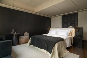 Postel nebo postele na pokoji v ubytování Chongqing Wuyu Shanxing Hotel