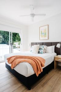 Ένα ή περισσότερα κρεβάτια σε δωμάτιο στο Portsea 74 - Live a little