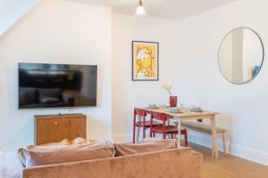 Gallery image of Eleven Lodge by Artsy in London +15 photos