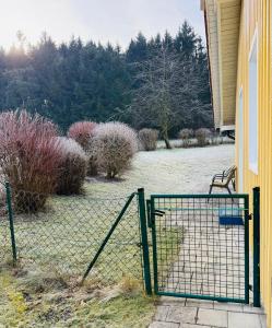 Fotografie z fotogalerie ubytování Ferienhäuser in Postmünster am See, mit eigenem Garten, mit Vierbeiner! v destinaci Postmünster