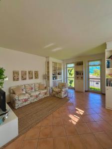 Χώρος καθιστικού στο Stunning renovated flat on Lake Como with parking +42 φωτογραφίες