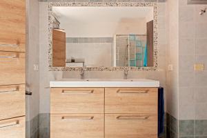 A bathroom at Villa Regno di Toscana