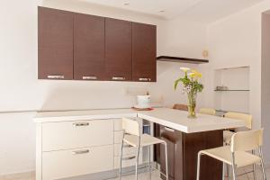 A kitchen or kitchenette at Villa Regno di Toscana Még 25 kép