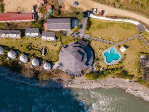 Phong cảnh thiên nhiên gần resort