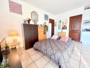 Kuchyň nebo kuchyňský kout v ubytování Voile de Mer 1 - Les Pieds dans l'eau, CLIM, Wifi, 2 personnes + 60 fotografií