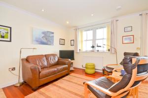 Μια τηλεόραση ή/και κέντρο ψυχαγωγίας στο Shanklin Stunning Sea Views