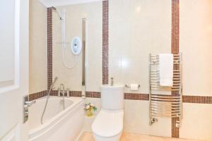 Ένα μπάνιο στο Shanklin Stunning Sea Views +17 φωτογραφίες