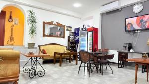 TV a/nebo společenská místnost v ubytování Star Hotel