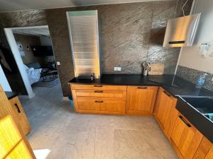 Η κουζίνα ή μικρή κουζίνα στο Pors Ar Vag +48 φωτογραφίες