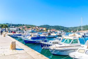 Naturlandskabet i nærheden af lejligheden