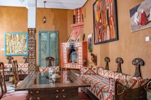 Posezení v ubytování Le Petit Riad Maison d'hôtes