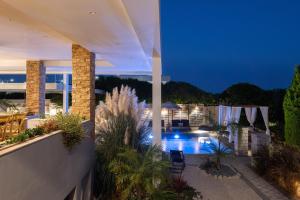 Swimmingpoolen hos eller tæt på Vento Imperiale Estate