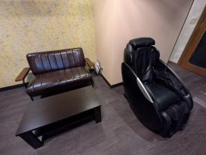 Posezení v ubytování ホテルサバナリゾートＡｄｕｌｔ Ｏｎｌｙ