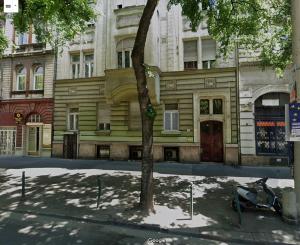 Budova, v ktorej sa apartmán nachádza