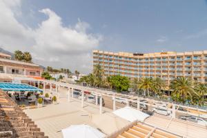 Bazén v ubytovaní Penthouse next to the Denia Marina alebo v jeho blízkosti