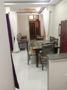 Un lugar para sentarse en Naseem heights