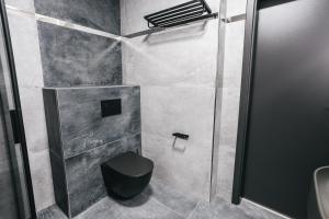 Bilik mandi di Apartmány U Doskočilů