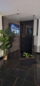 Et tv og/eller underholdning på love rooum