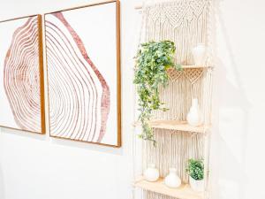 Fotografie z fotogalerie ubytování Unique 1BR Boho Abode in Hollywood - BR11 - BEV v Los Angeles