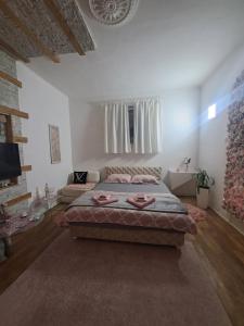 Una cama o camas en una habitación de Stan na dan S