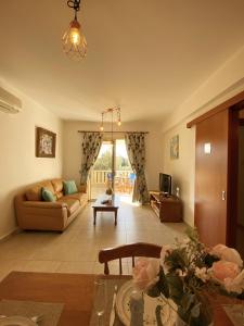 Imagen de la galería de STAY Meadow Vista Apartment, en Mandriá