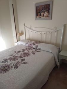 Katil atau katil-katil dalam bilik di Habitación individual o doble en Triana