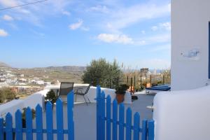 Üldine mäevaade või majutusasutusest Villa Solasta #2 with jacuzzi in Santorini pildistatud vaade