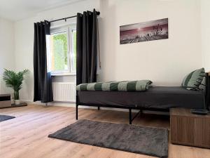 Ruang duduk di Moderne Monteurwohnung neu saniert