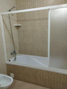 Phòng tắm tại Apartamentos retiro novo baixo +1 ảnh