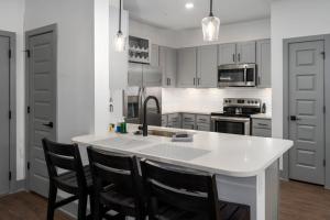 Φωτογραφία από το άλμπουμ του Grandview Med Ctr Shops & Restaurants σε Homewood