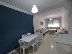 Posezení v ubytování rabatcitycenterresidence + 8 fotografií