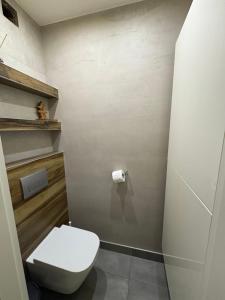 Ένα μπάνιο στο Tabago Studio 24 Łask S Batorego 36
