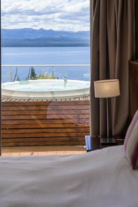Gallery image of Luxury Lake Views Apartments By Apartments Bariloche in San Carlos de Bariloche